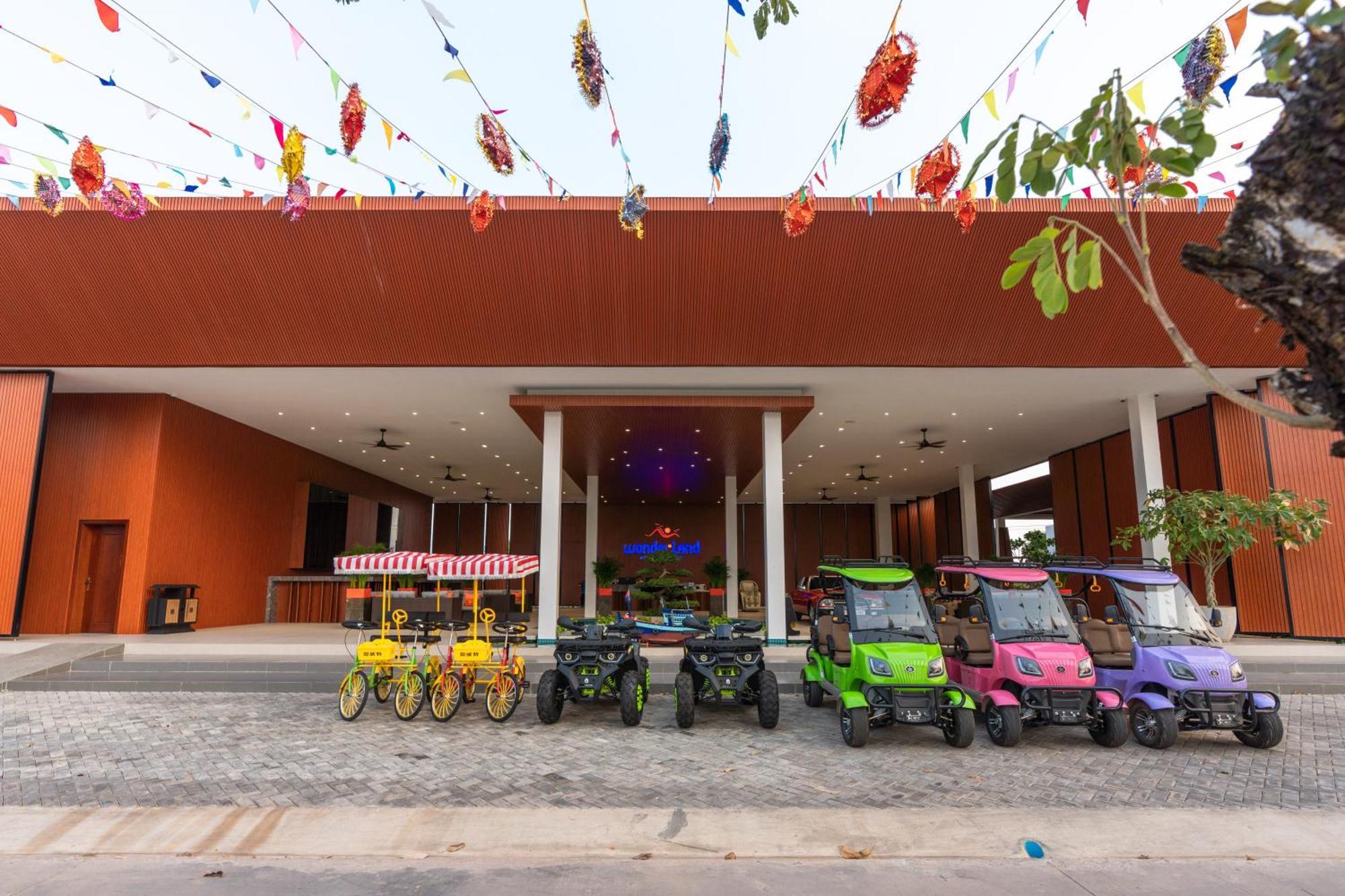 Wonderland Suites And Resort Sihanoukville Exterior photo